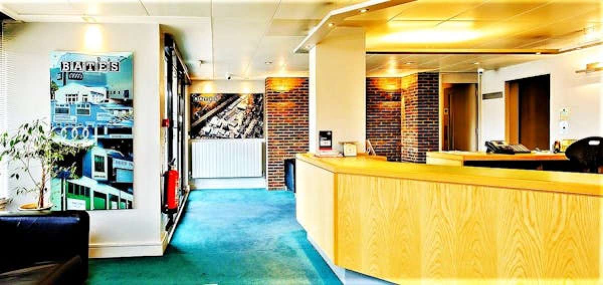 Office in Romford - photo 2