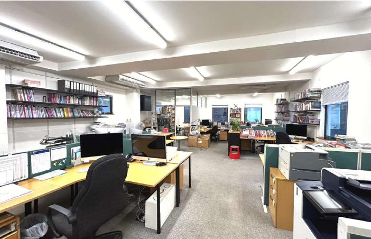 Office in London - photo 3