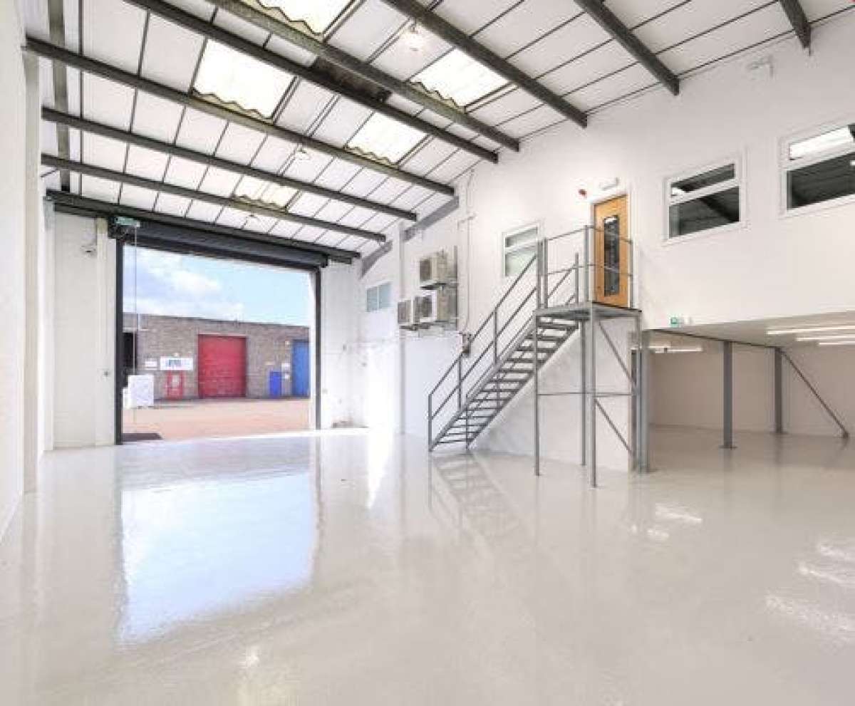 Office in Grays - photo 2