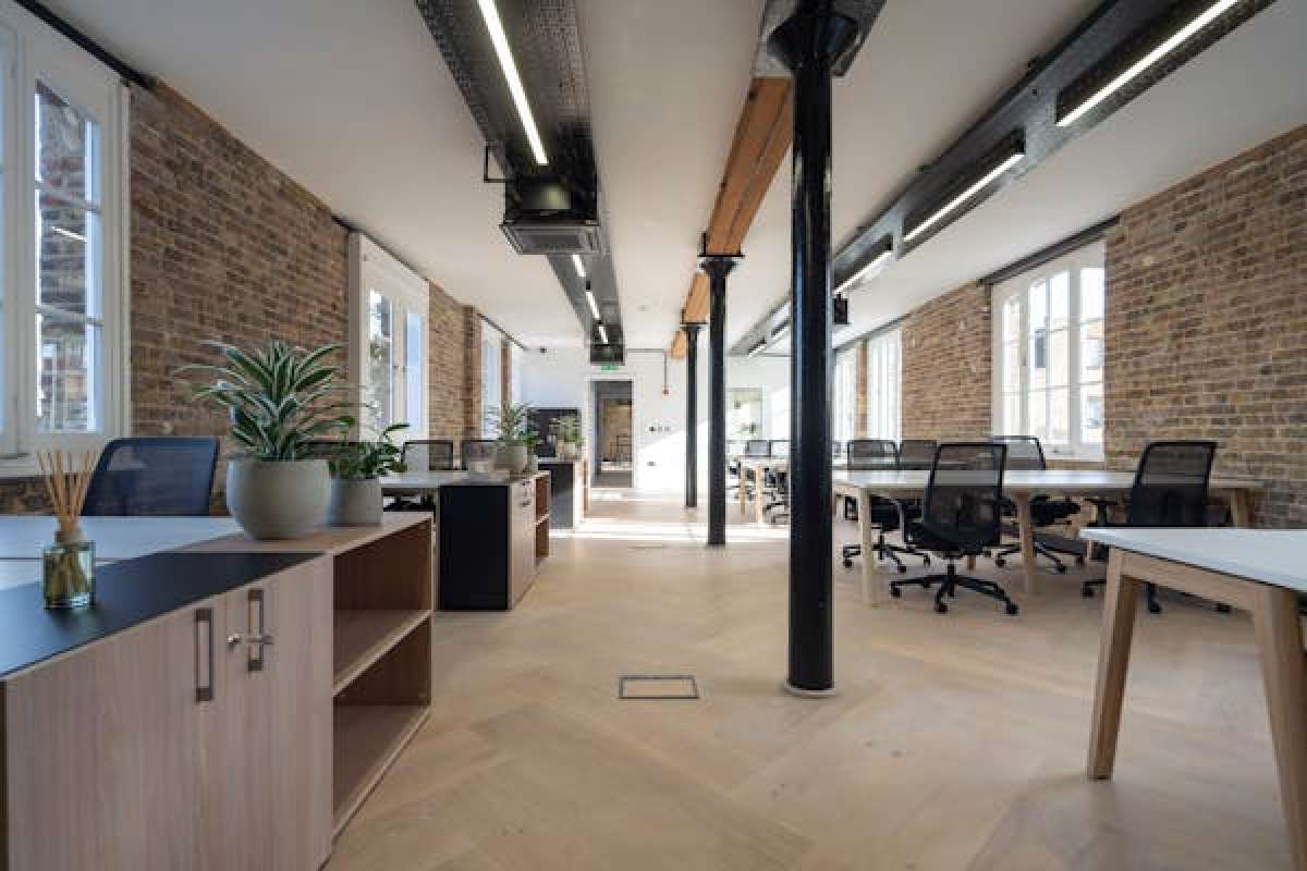 Office in London - photo 2