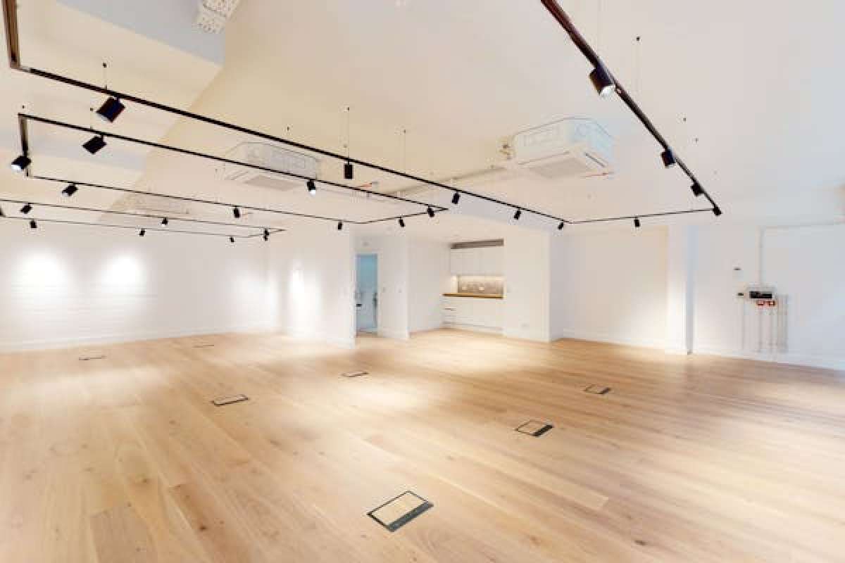 Office in London - photo 2