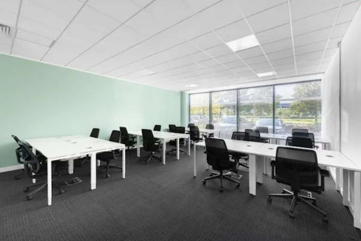 Office in Manchester - photo 4