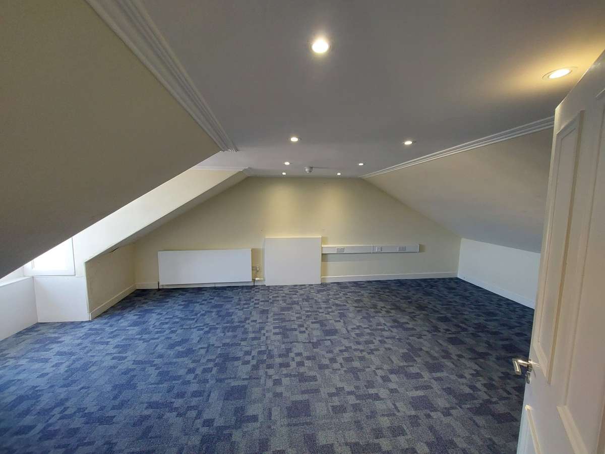 Office in Ayr - photo 3
