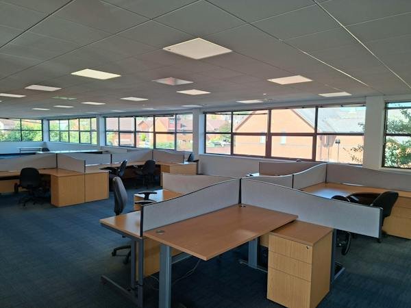 Office in Warwick - photo 4