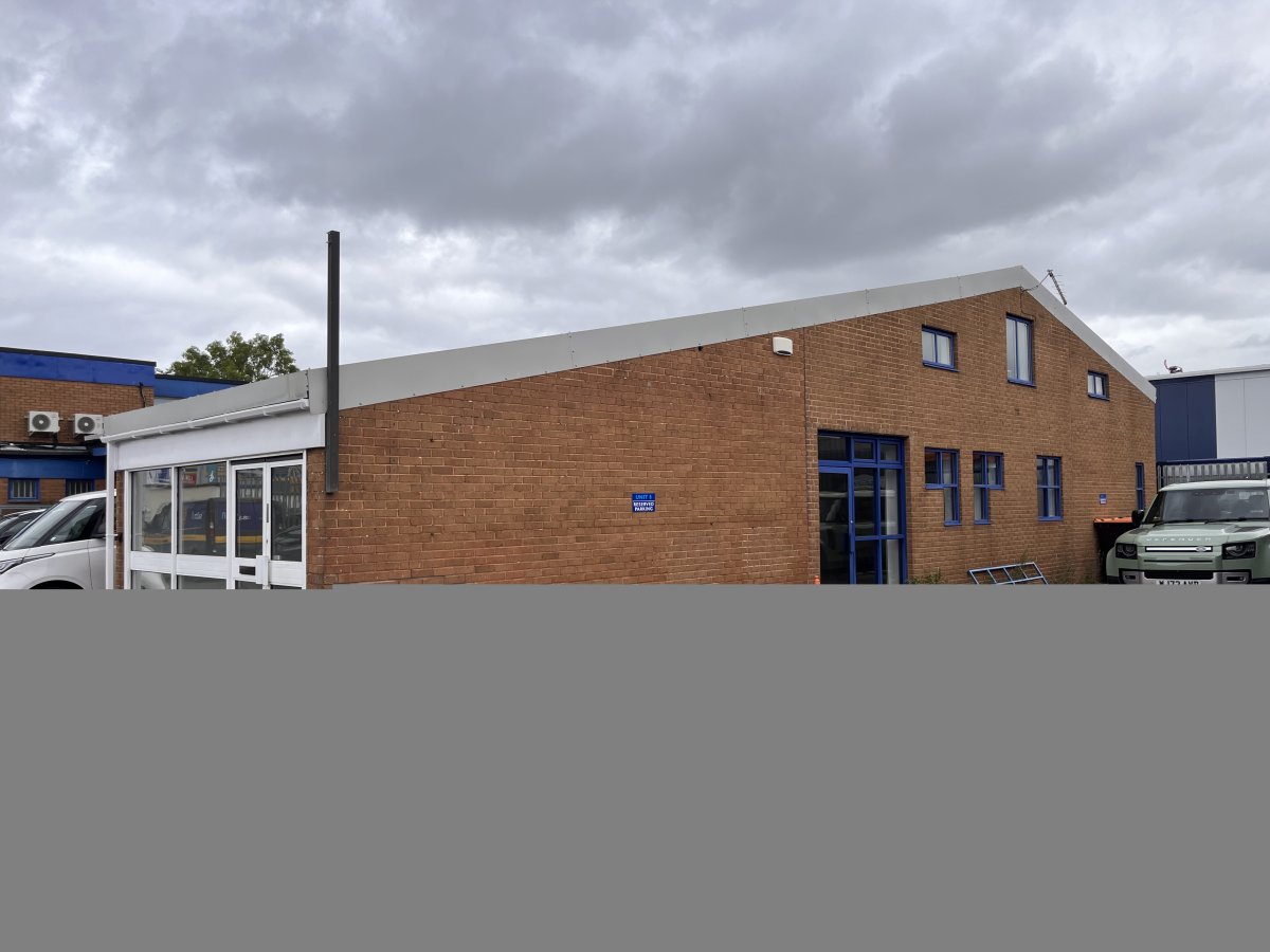 Office in Marsh Barton Trading Estate - photo 2