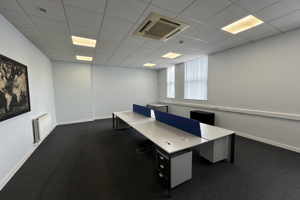 Office in Belfast - photo 3
