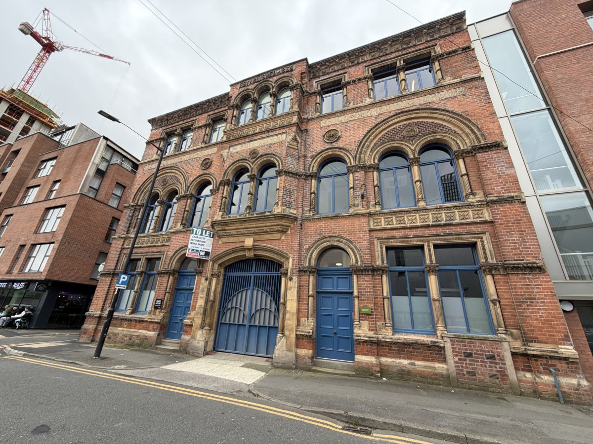 Office in Manchester - photo 2
