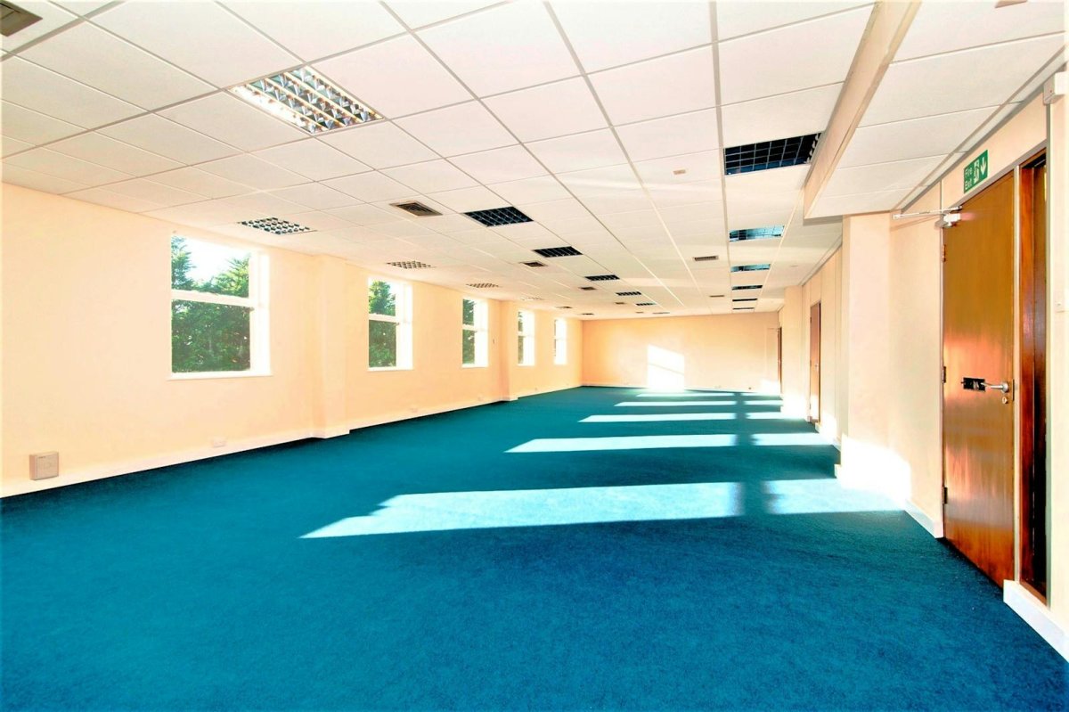 Office in Felixstowe - photo 3