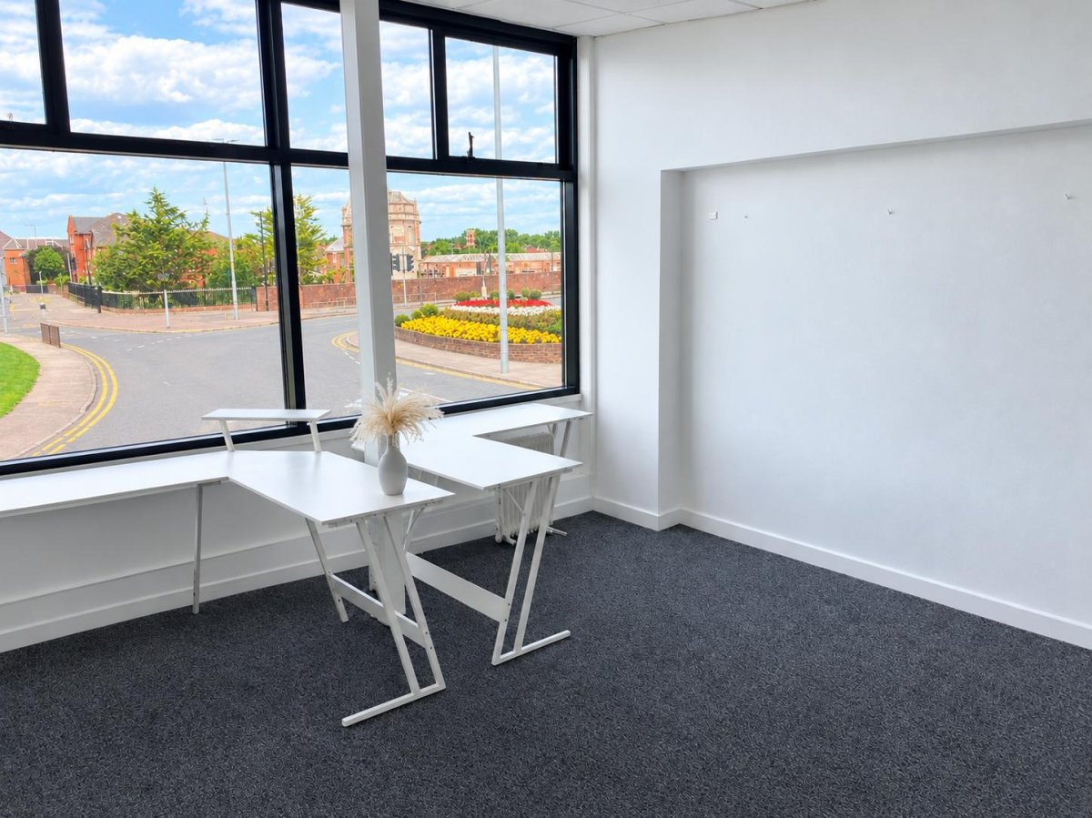 Office in Ayr - photo 2