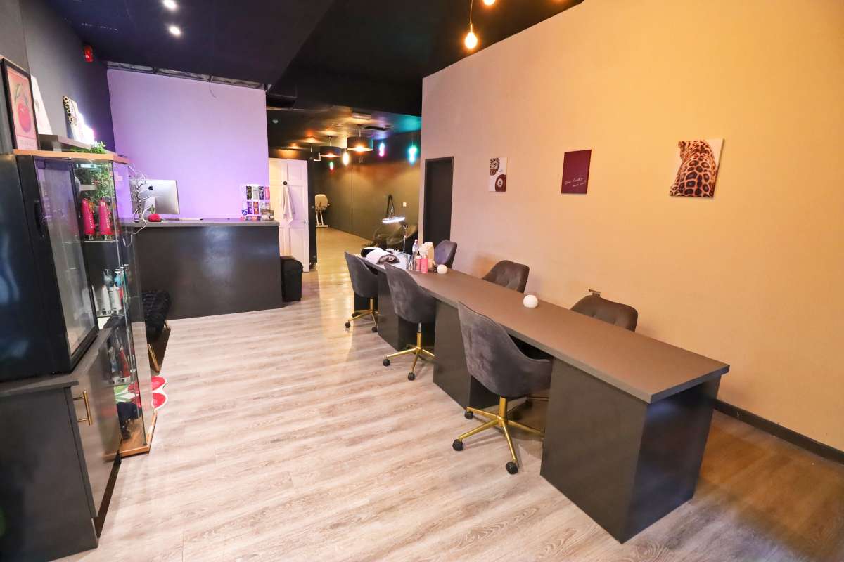 Retail/Shop in Nuneaton - photo 3