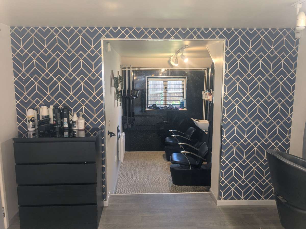 Retail/Shop in Norwich - photo 3