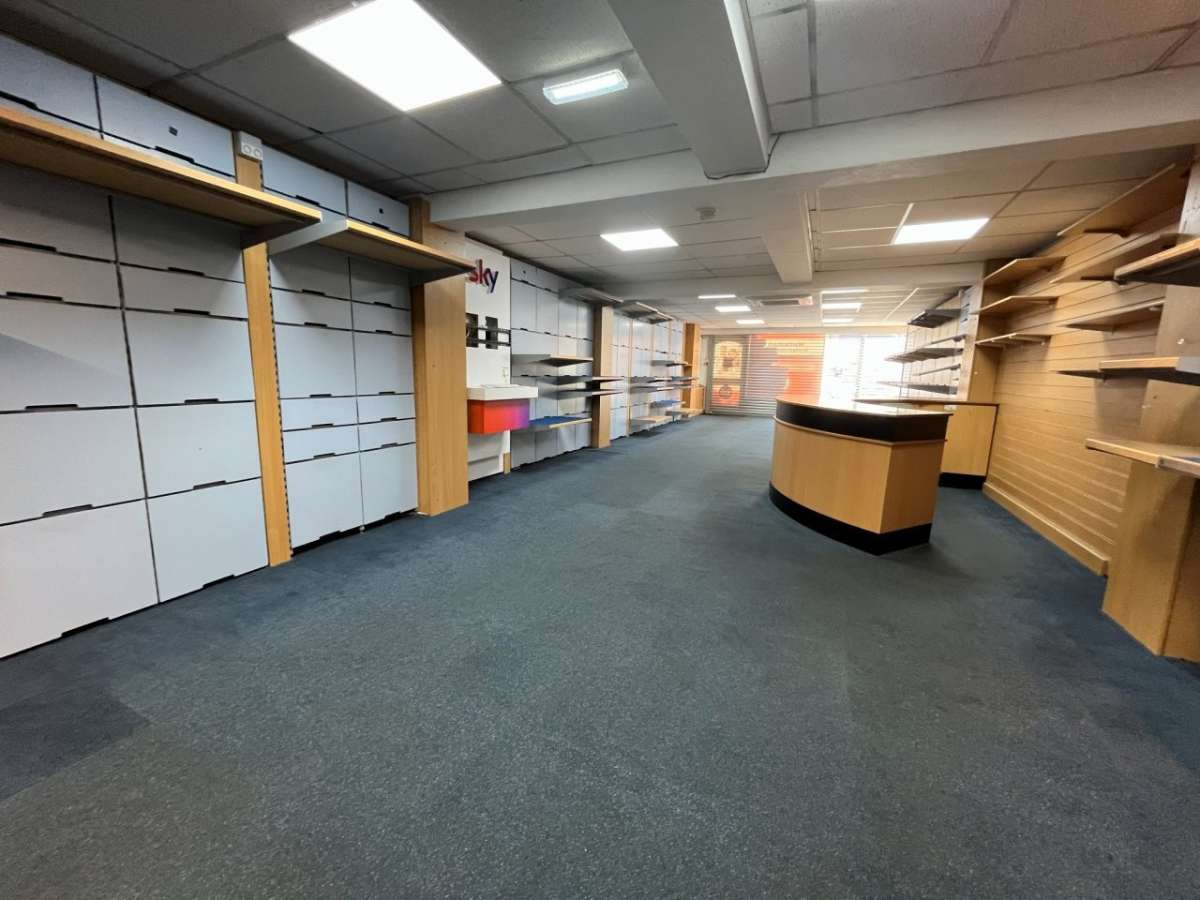 Retail/Shop in Felixstowe - photo 4