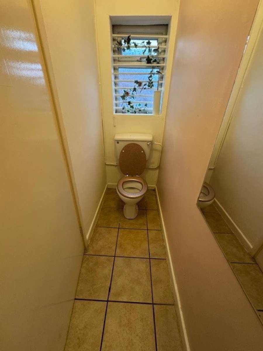 Retail/Shop in Uttoxeter - photo 4