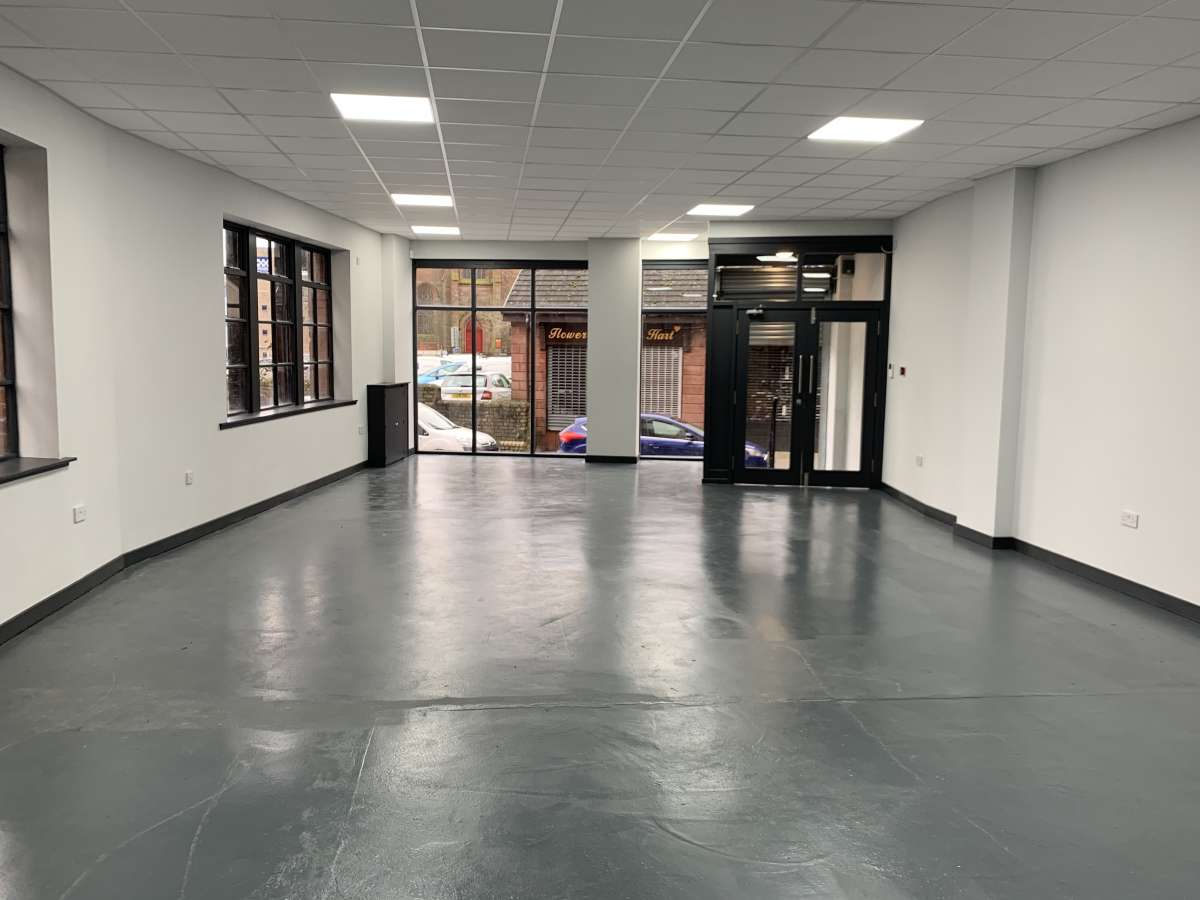 Retail/Shop in Kilmarnock - photo 2