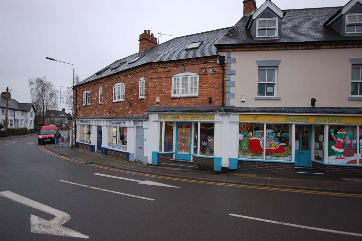 Retail/Shop in George Street - photo 3