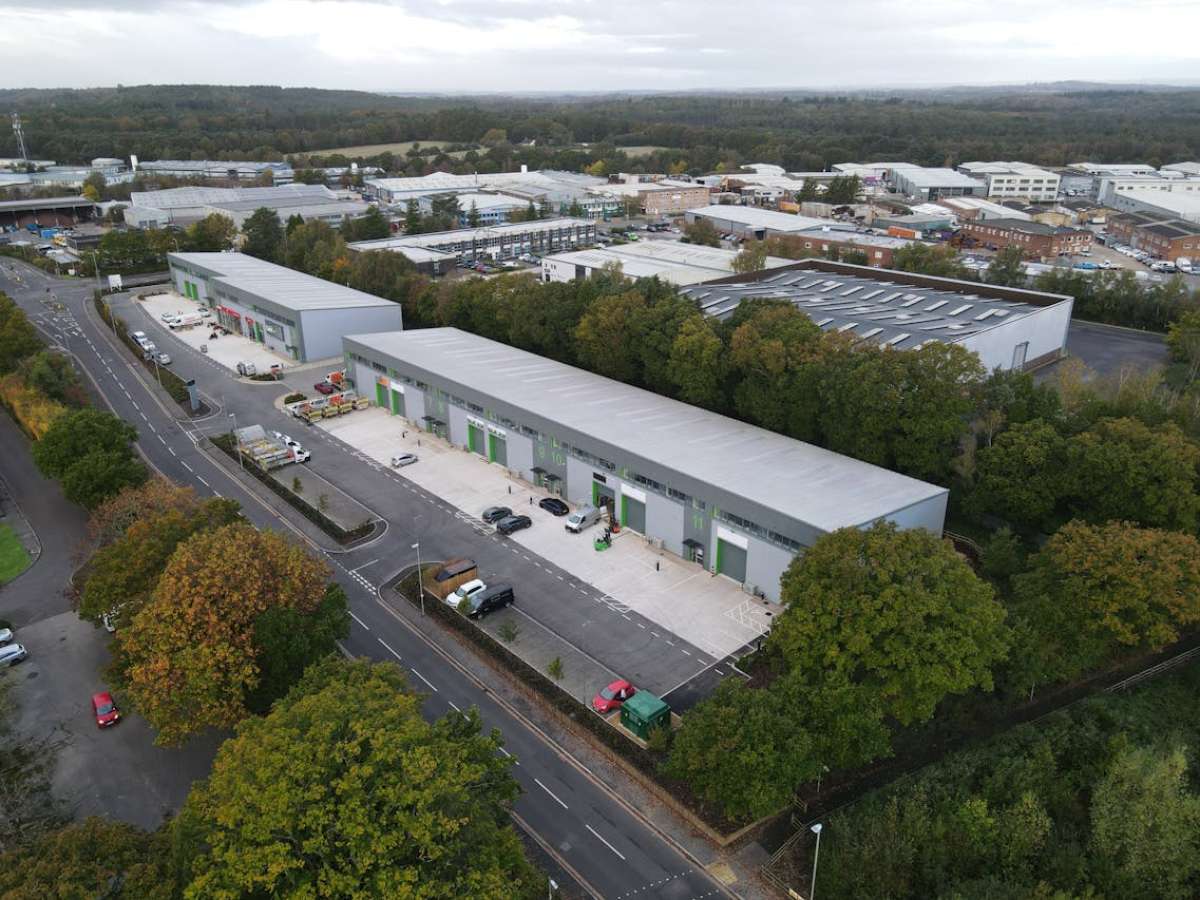 Retail/Shop in Wimborne - photo 4