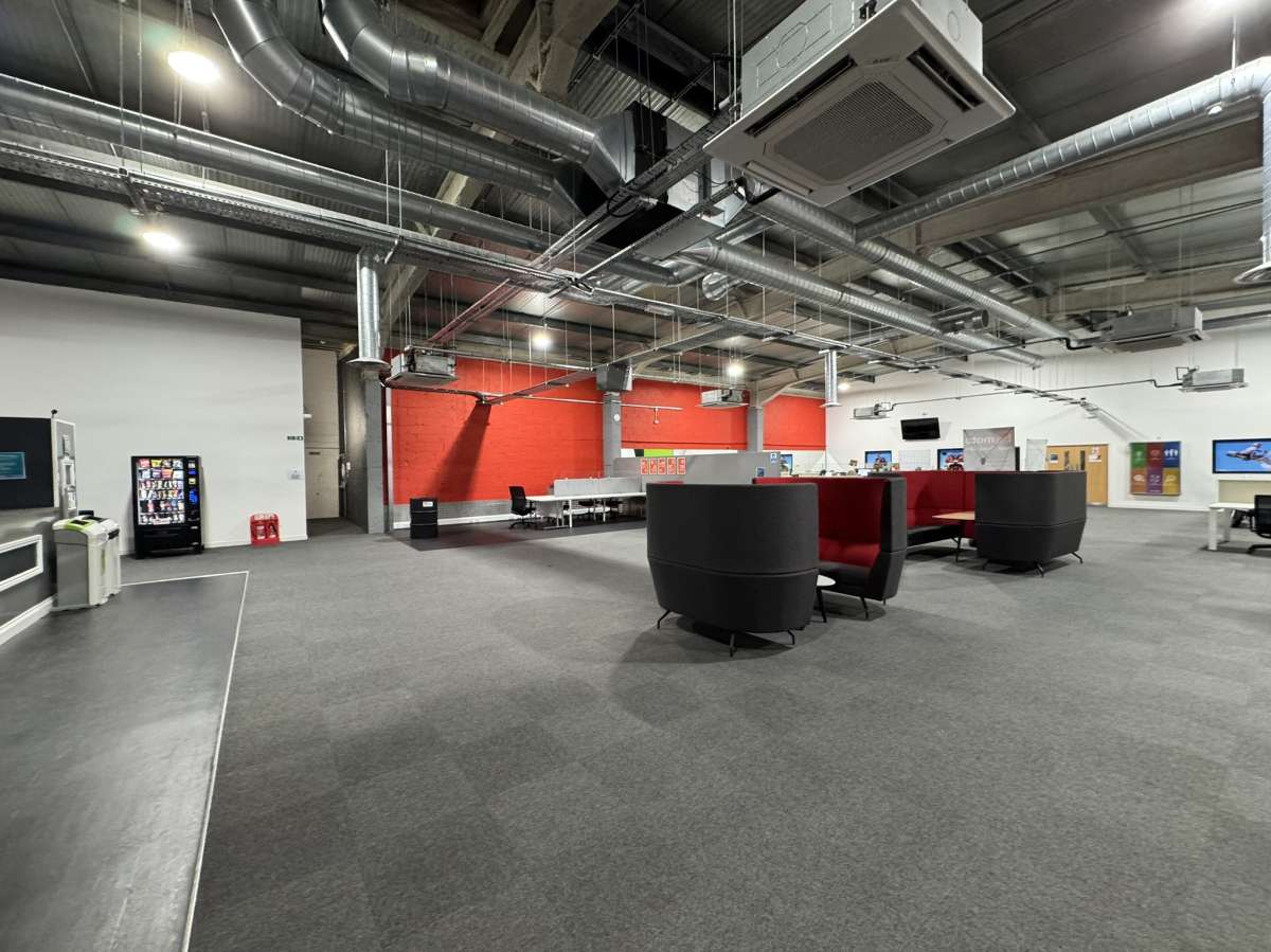 Retail/Shop in Peterborough - photo 4