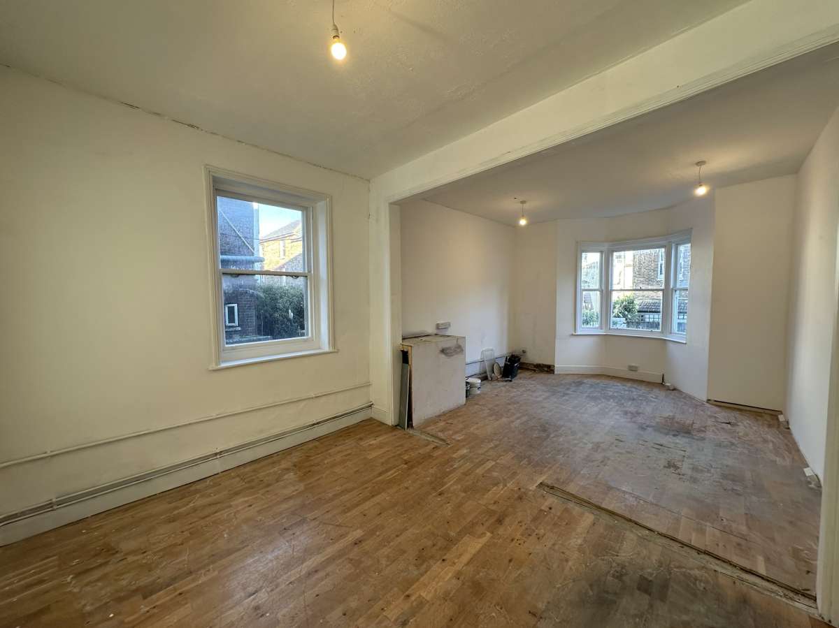 Retail/Shop in Eastbourne - photo 4