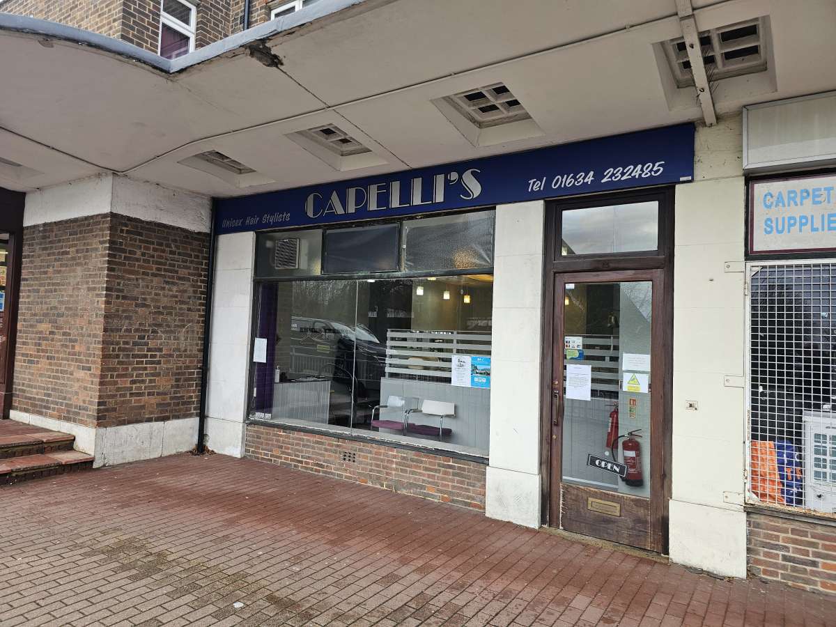 Retail/Shop in Gillingham - photo 2