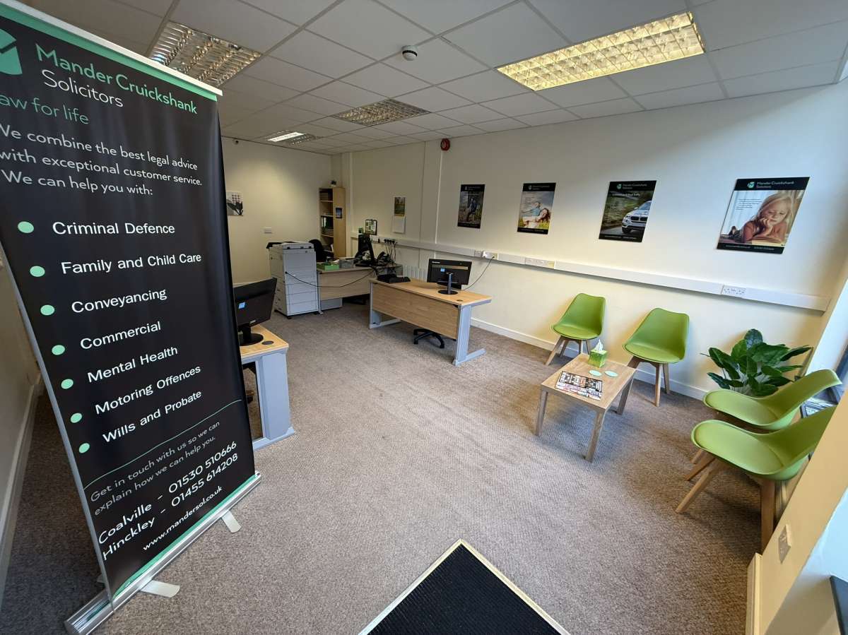 Retail/Shop in Hinckley - photo 4