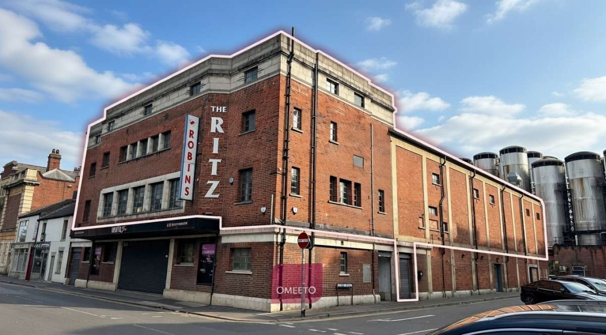 Retail in Burton On Trent