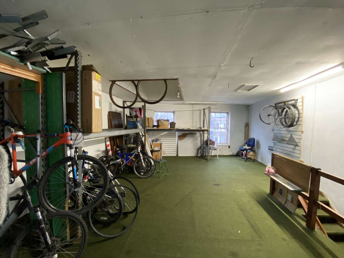 Retail/Shop in King's Lynn - photo 3