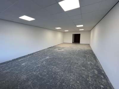 Retail/Shop in Wroughton - photo 4