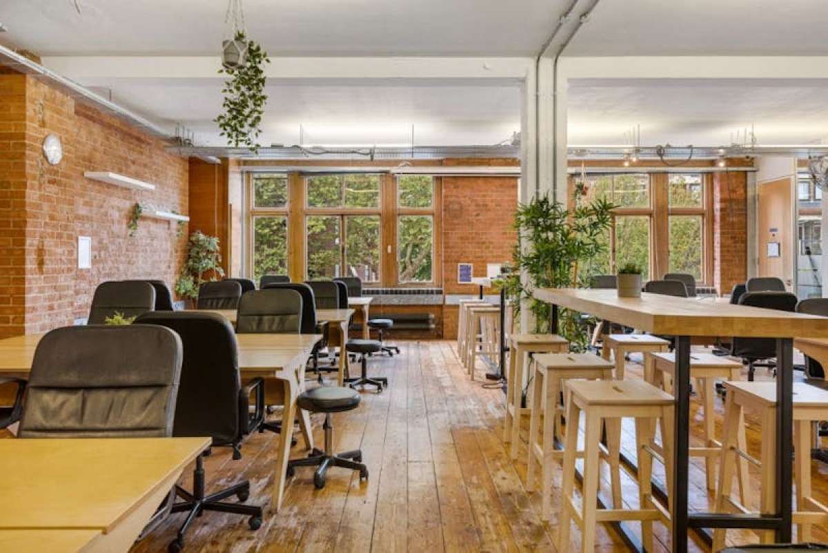 Office in London - photo 2