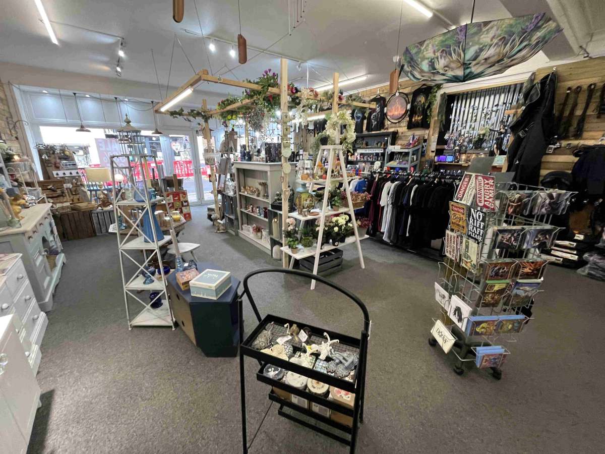 Retail/Shop in Camborne - photo 4