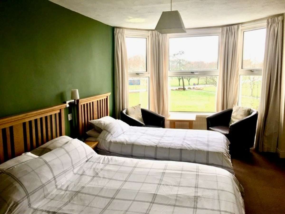 Retail/Shop in Plymouth - photo 4