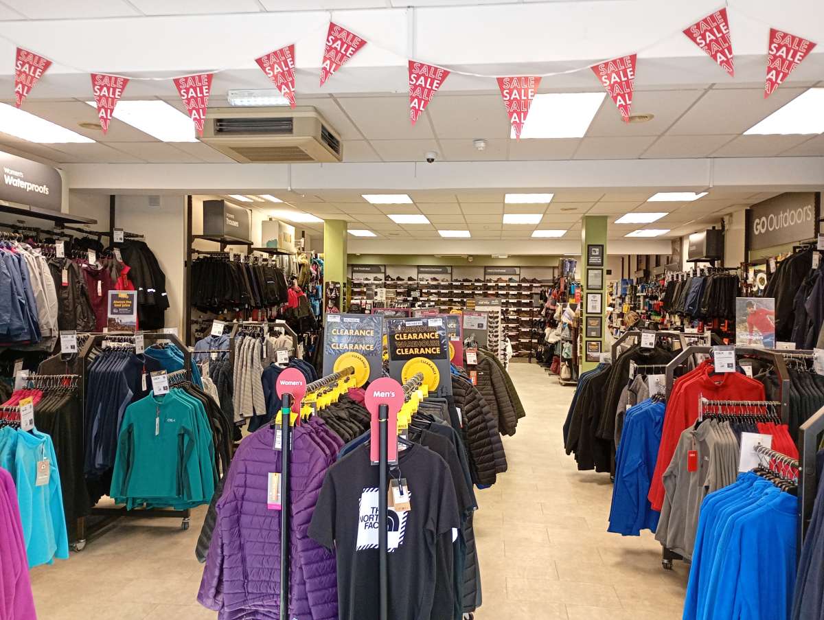 Retail/Shop in Lowestoft - photo 2