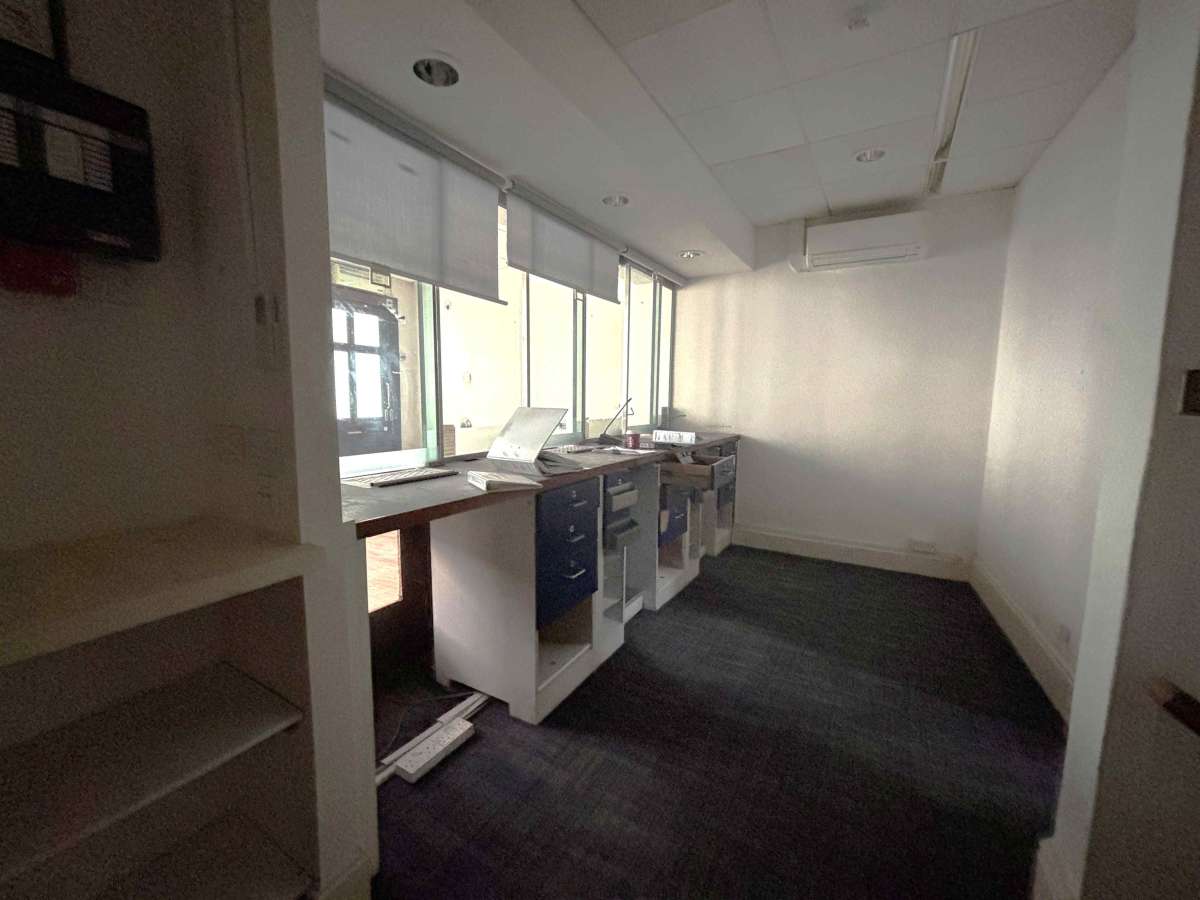 Retail/Shop in Launceston - photo 3