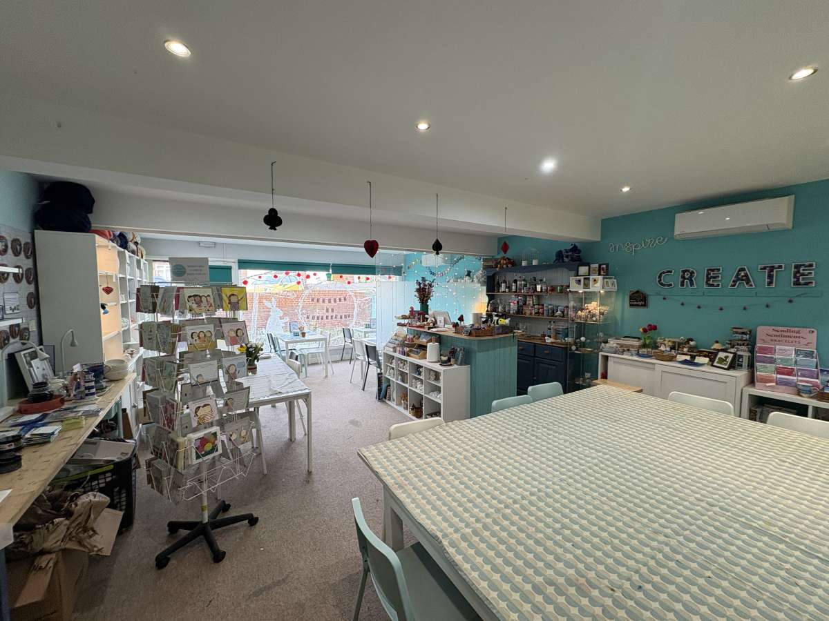 Retail/Shop in Fareham - photo 3