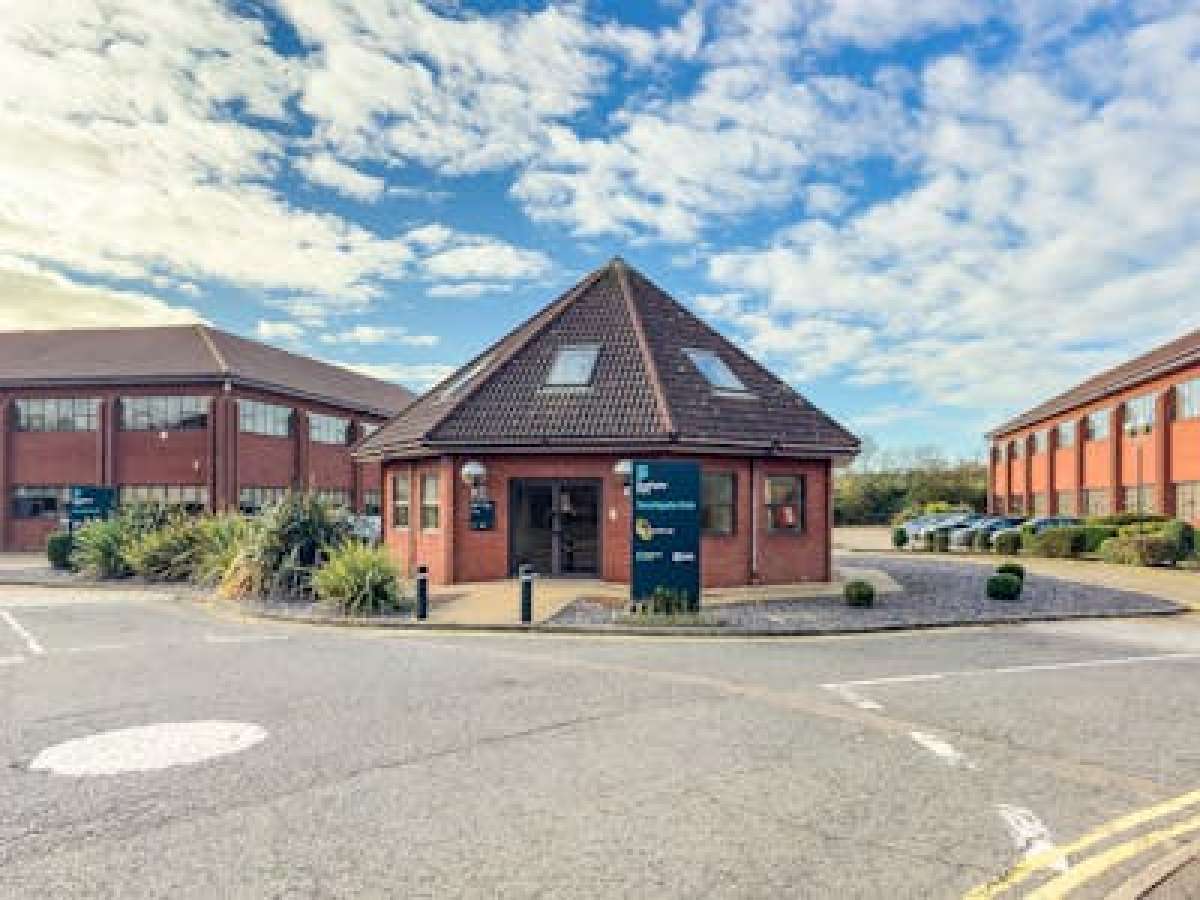 Retail/Shop in Peterborough - photo 4