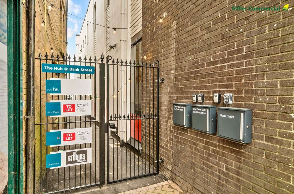 Retail/Shop in Newquay - photo 4