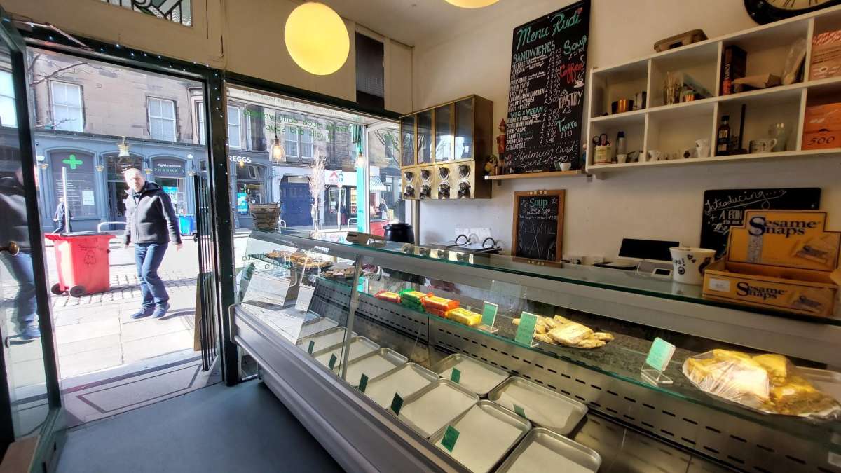 Retail/Shop in Edinburgh - photo 4