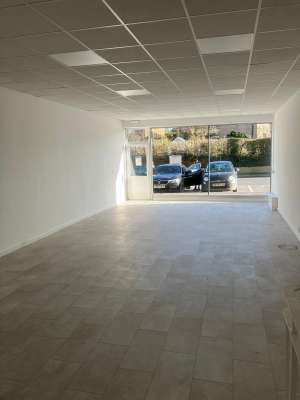 Retail/Shop in Chard - photo 2