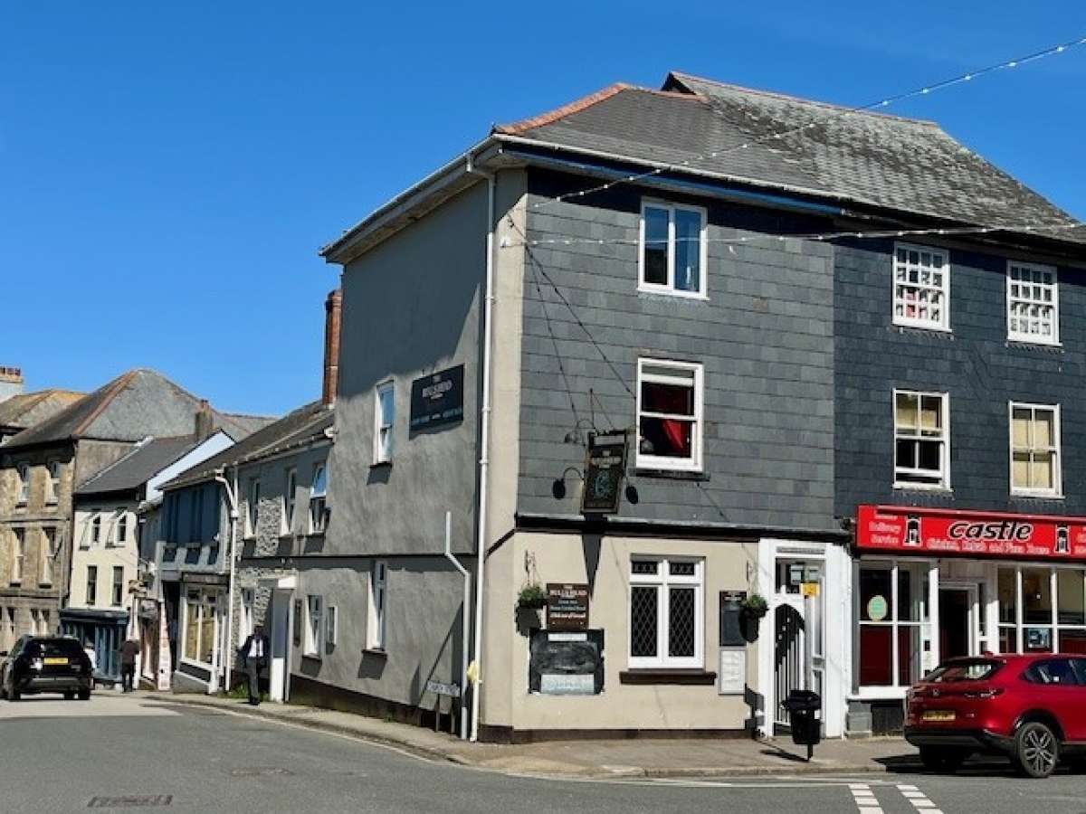 Retail in Callington
