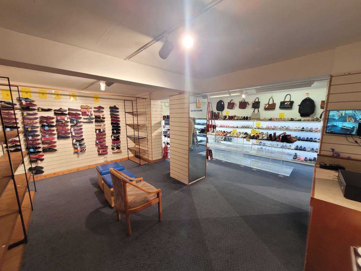 Retail/Shop in St. Neots - photo 3