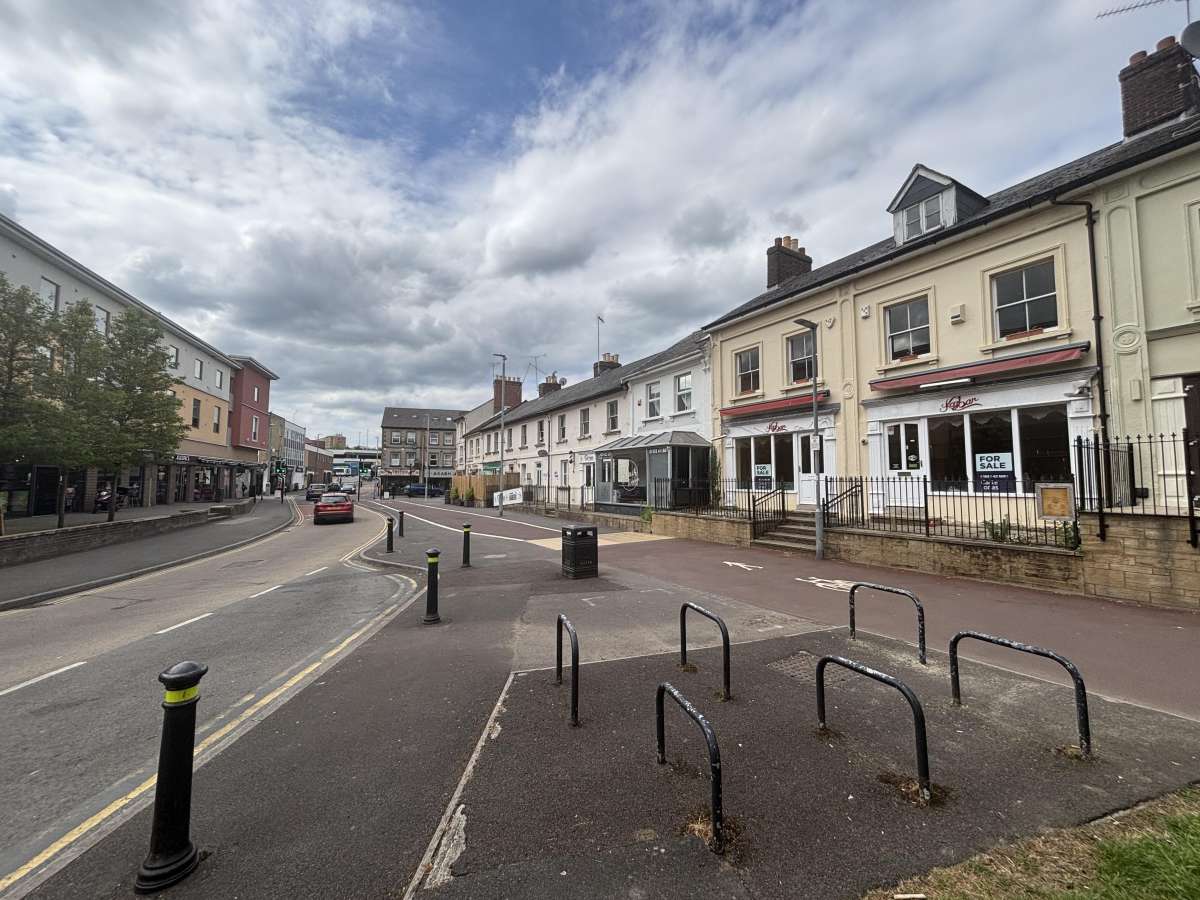 Retail/Shop in Yeovil - photo 3