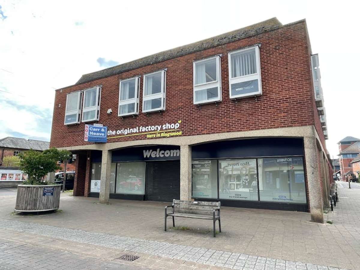 Retail in Ringwood