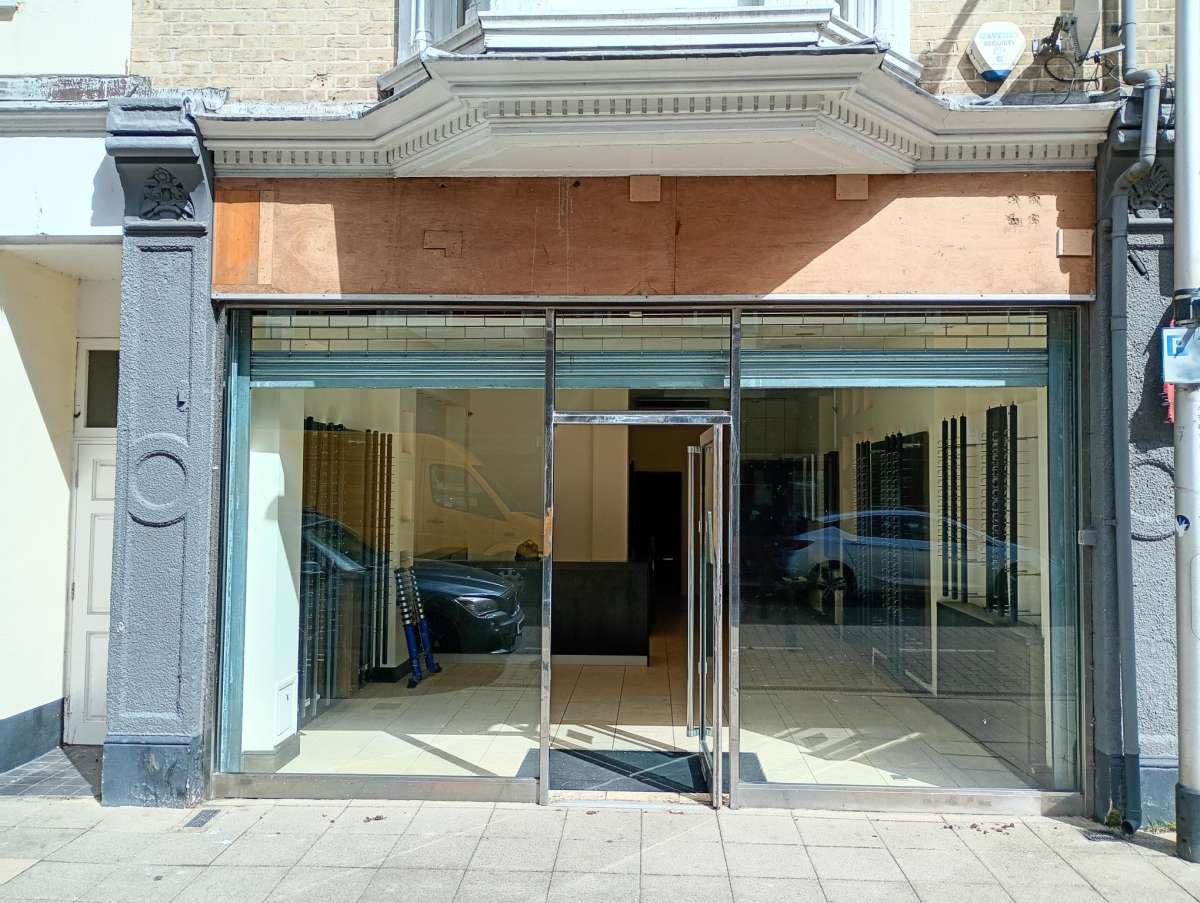 Retail/Shop in Lowestoft - photo 2
