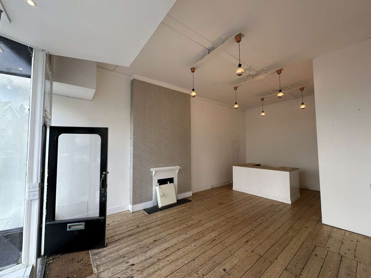 Retail/Shop in Eastbourne - photo 3