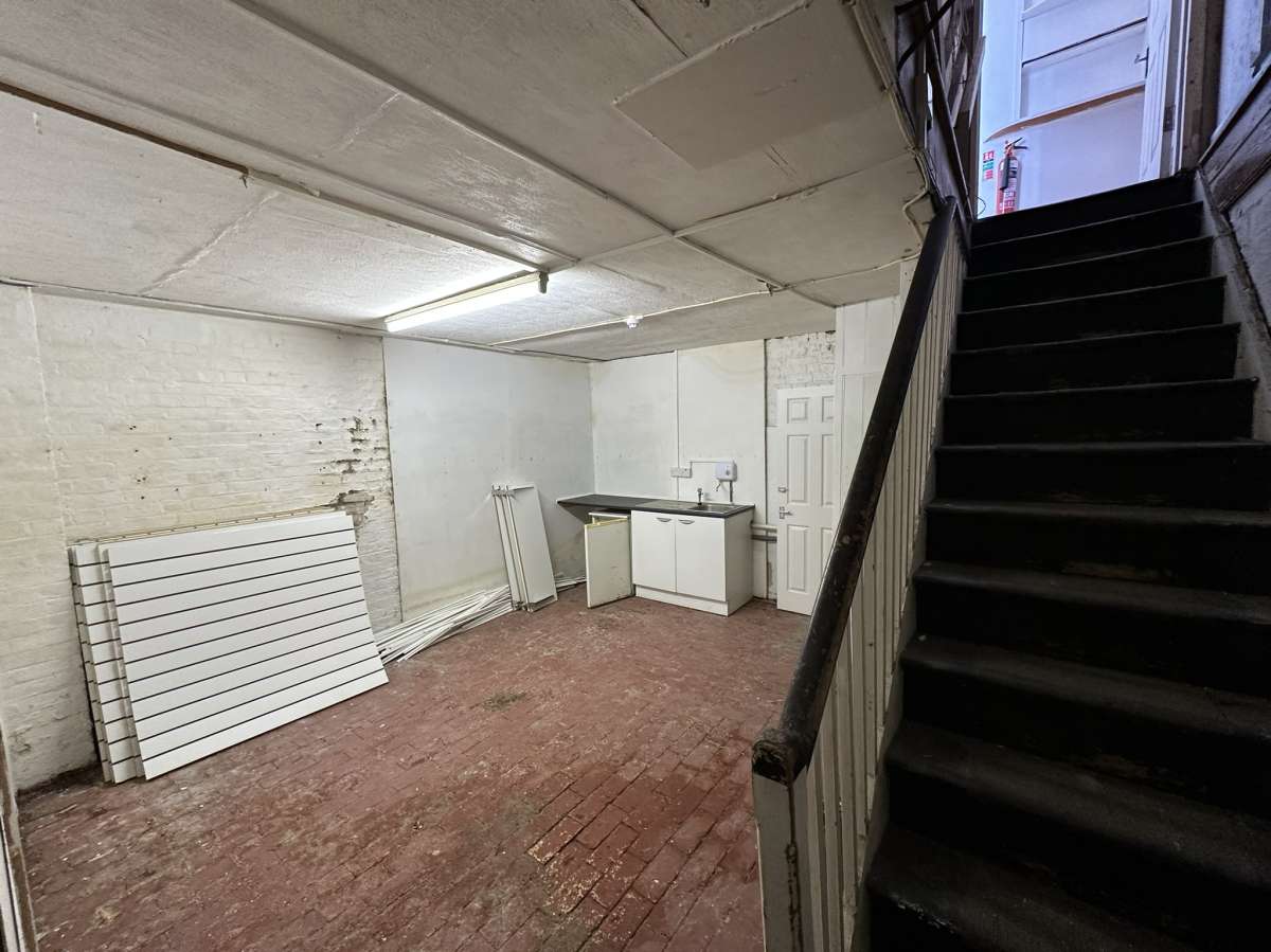 Retail/Shop in Eastbourne - photo 4