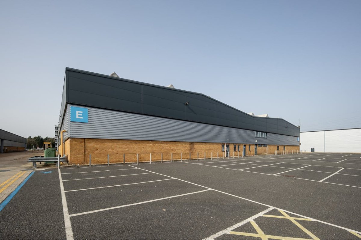 Retail/Shop in Poole - photo 4