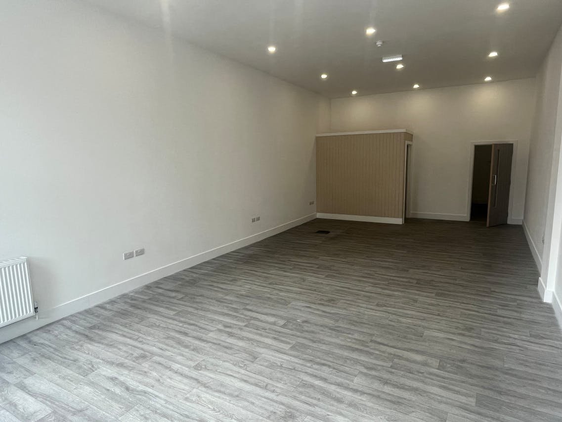 Retail/Shop in Havant - photo 2