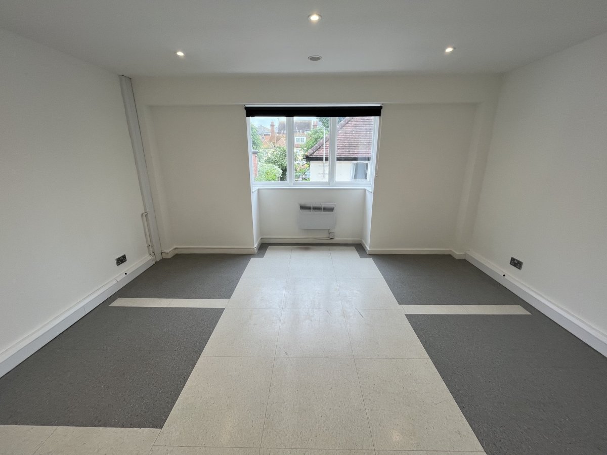 Retail/Shop in Colchester - photo 3
