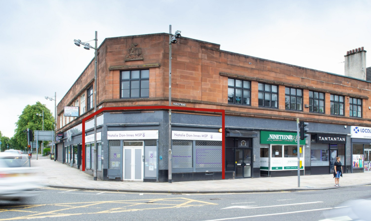 Retail in Renfrew