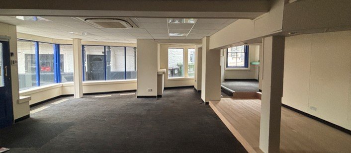 Retail/Shop in Ashbourne - photo 2
