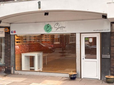 Retail in Hoylake